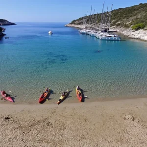 Alternatura Komiza, Travel Agency - Sea kayaking