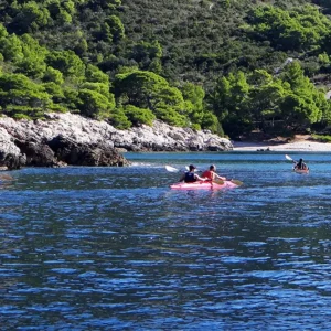 Alternatura Komiza, Travel Agency - Sea kayaking