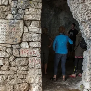 Alternatura Komiza Travel Agency - VIS MILITARY TOUR