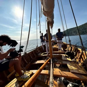 Alternatura Travel Agency - Local supports