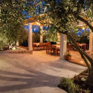 Alternatura Komiza Travel Agency - Private tours