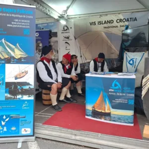 Alternatura Travel Agency - Gajeta falkusa